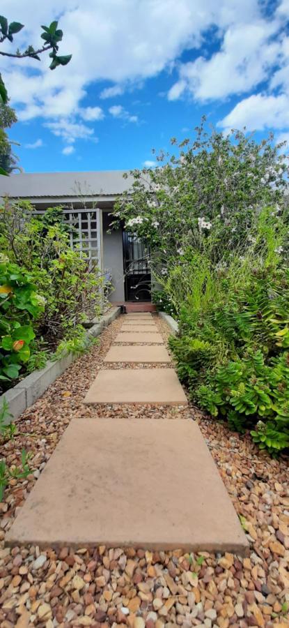 Abigail'S Garden Cottage Montagu Luaran gambar